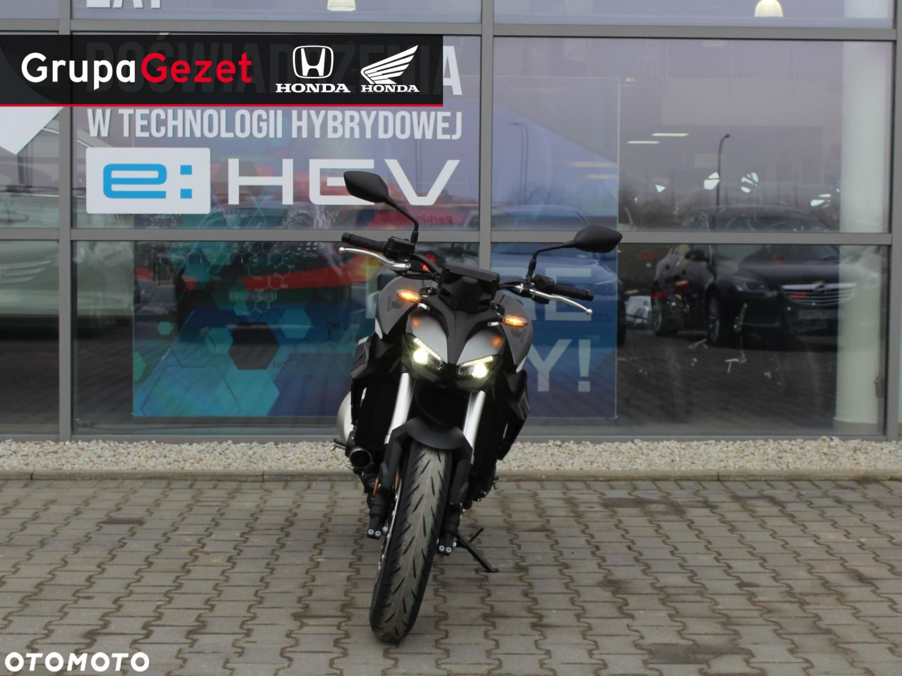 Honda CB - 4