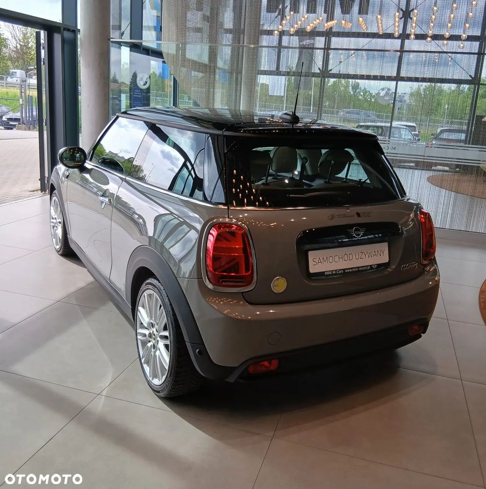 MINI Cooper SE Electric Trim - 4
