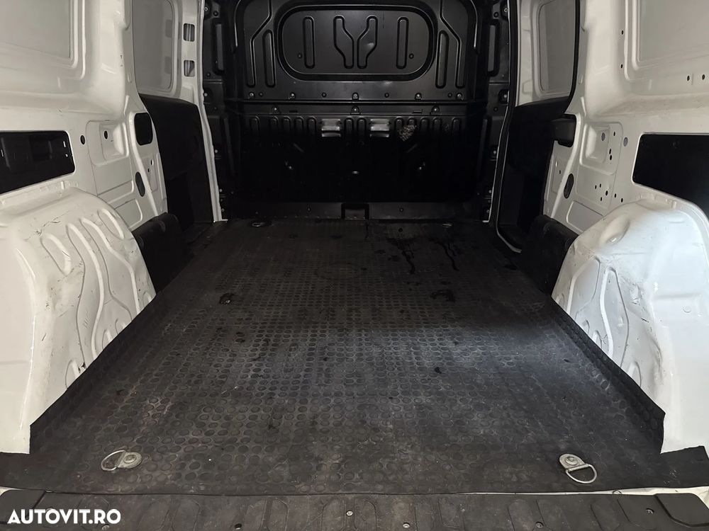 Fiat Doblo - 17