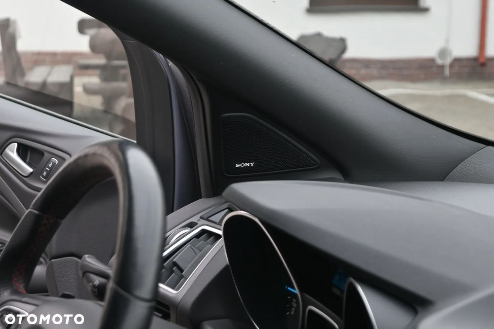 Ford Kuga 2.0 TDCi 4x4 ST-Line - 32