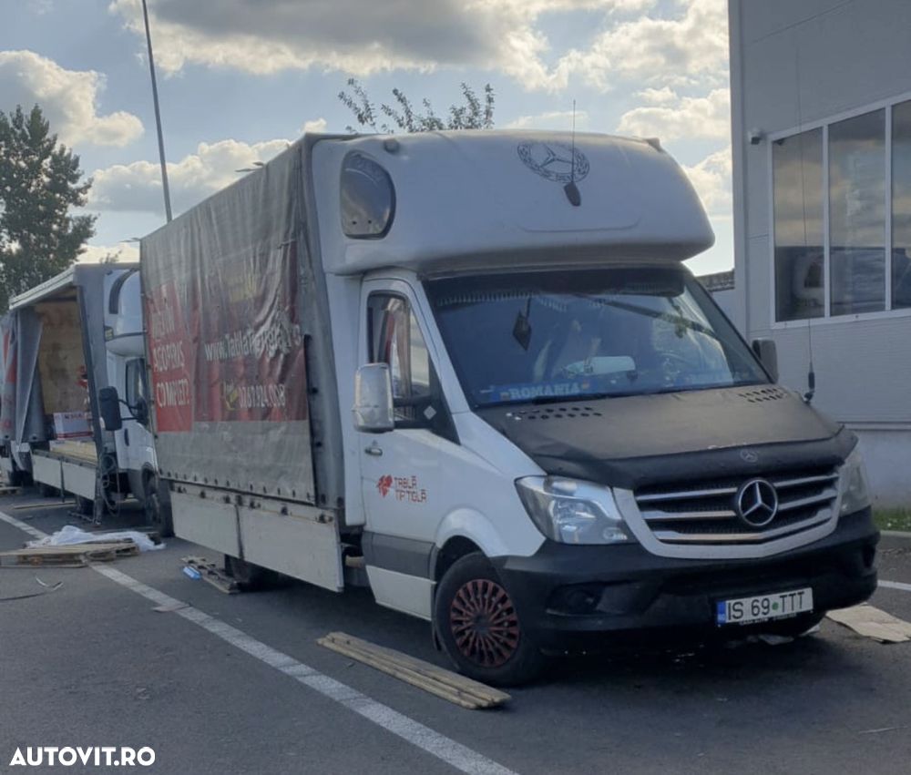 Mercedes-Benz w906 prelata - 1