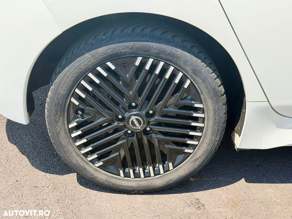 Nissan LEAF 62 kWh e+ N-Connecta - 16