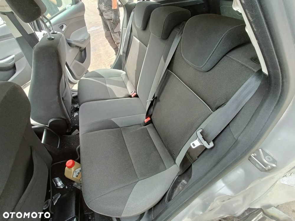 FORD FOCUS III MK3 10-19 2011 r. 5D HB kanapa tylna siedzenia  * - 1