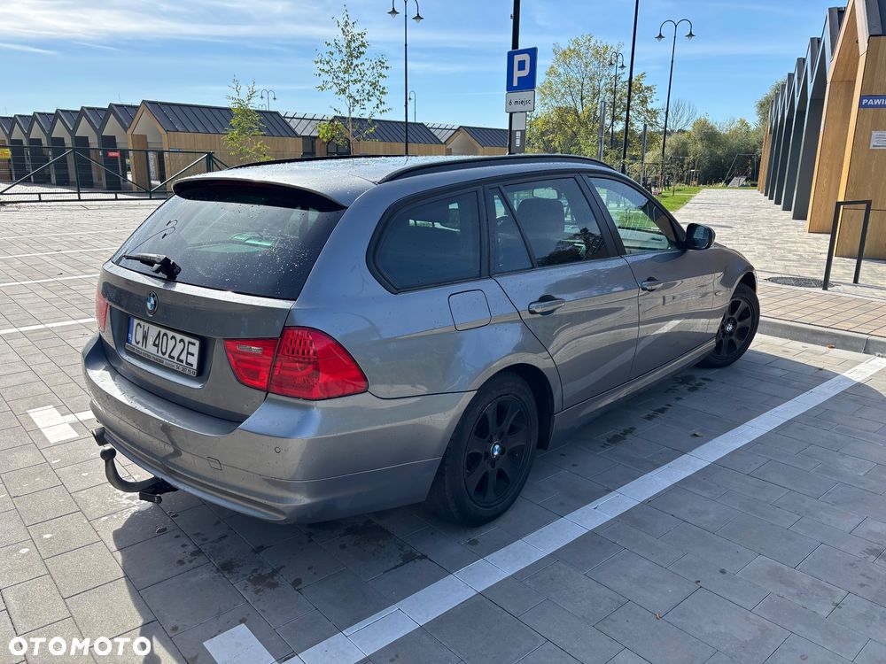 BMW Seria 3 320d xDrive DPF Touring Edition Fleet - 1