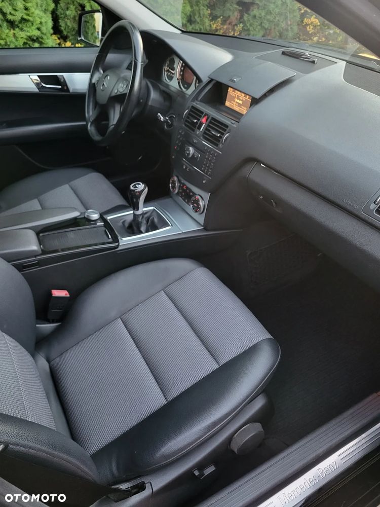 Mercedes-Benz Klasa C 200 Kompressor Avantgarde - 13