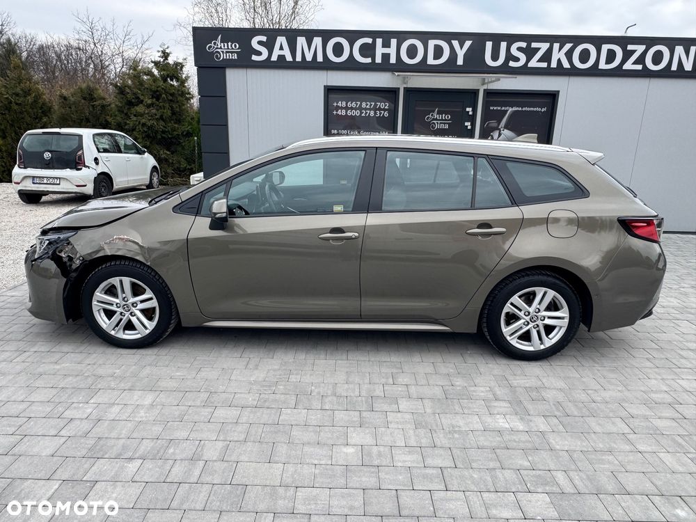 Toyota Corolla 2.0 Hybrid Comfort - 4