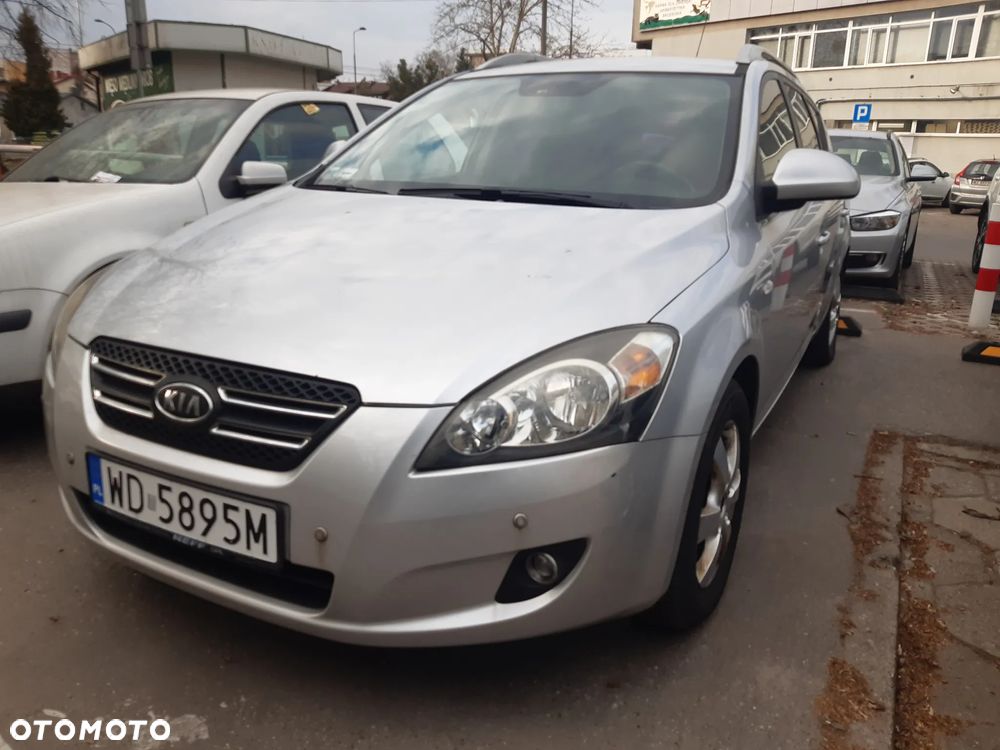 Kia Ceed 2.0 crdi Optimum + - 2