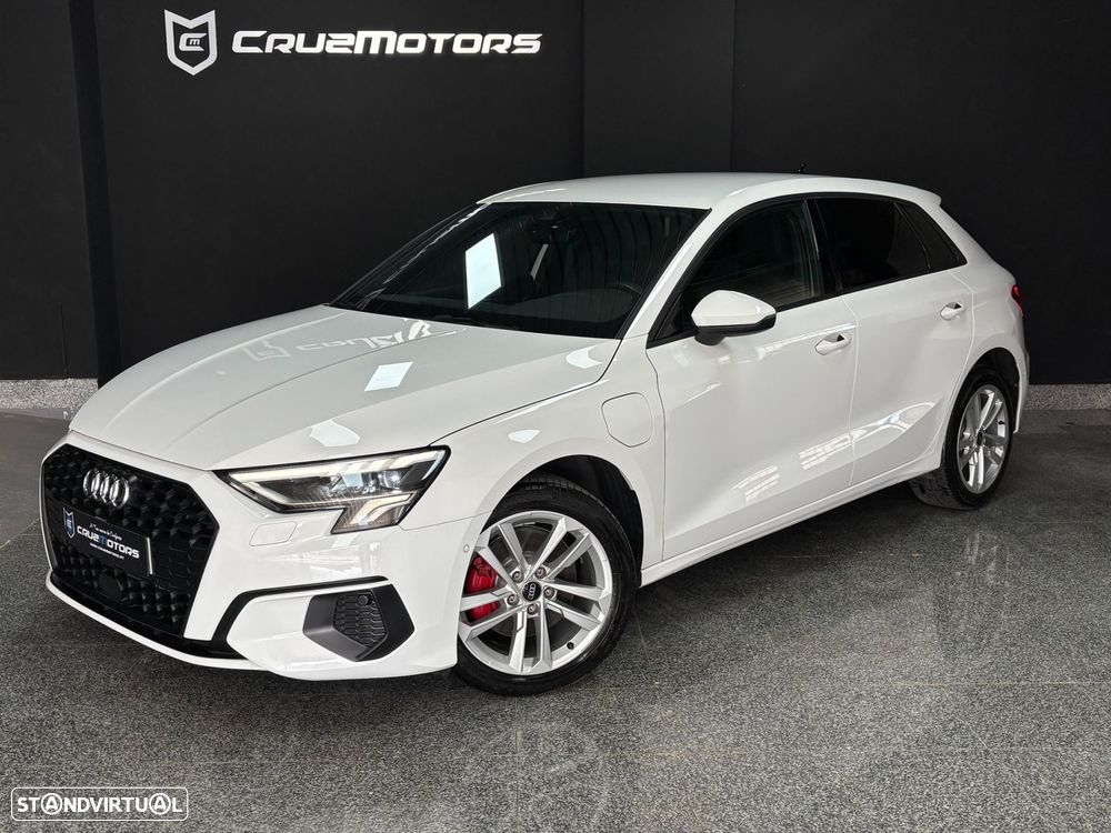 Audi A3 Sportback e-tron 1.4 TFSI S-line S tronic - 1