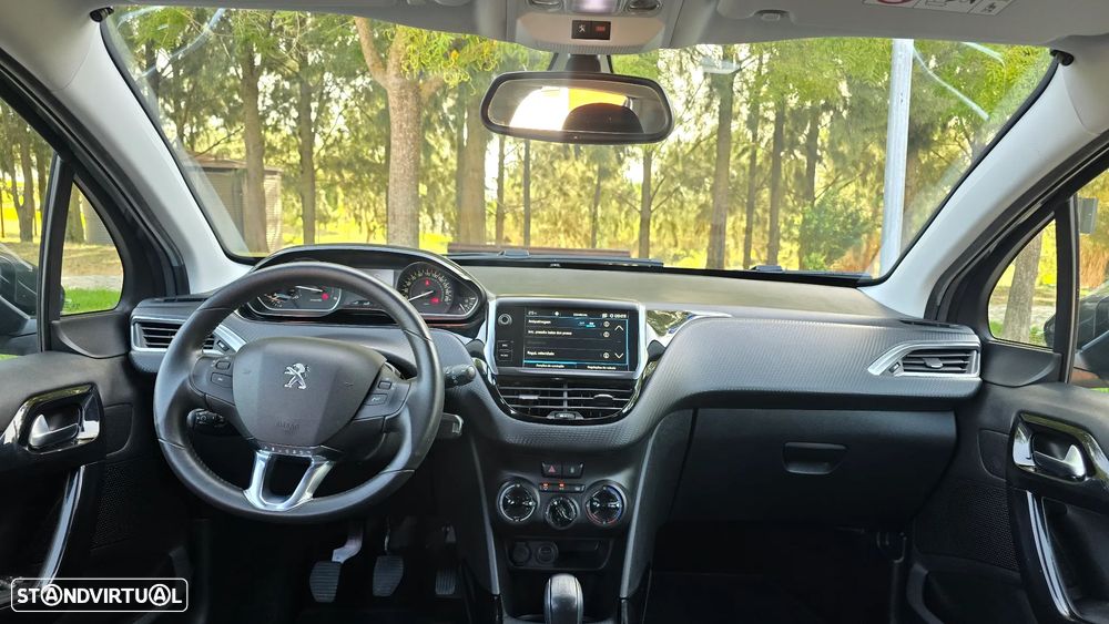 Peugeot 2008 1.5 BlueHDi Signature - 36