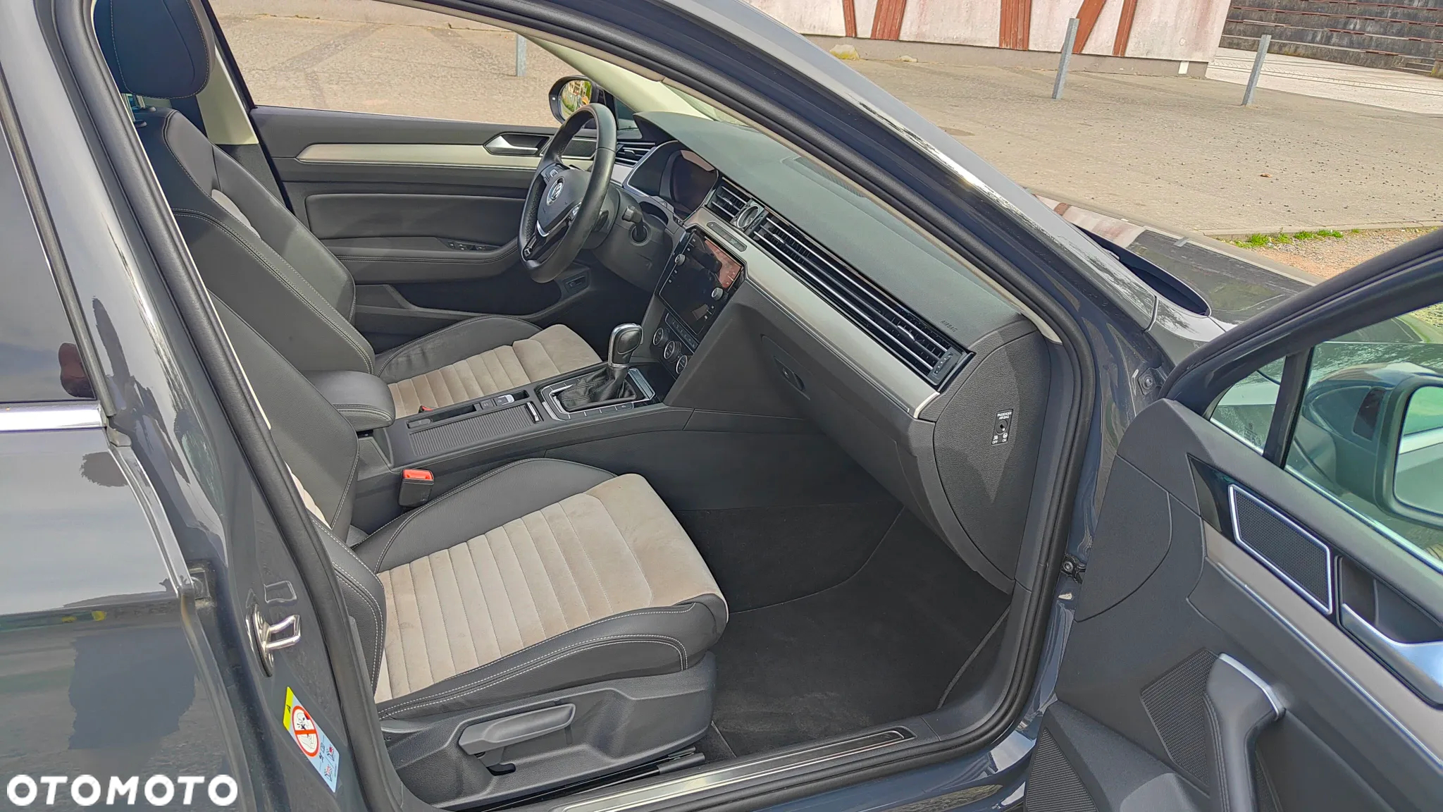Volkswagen Passat - 9