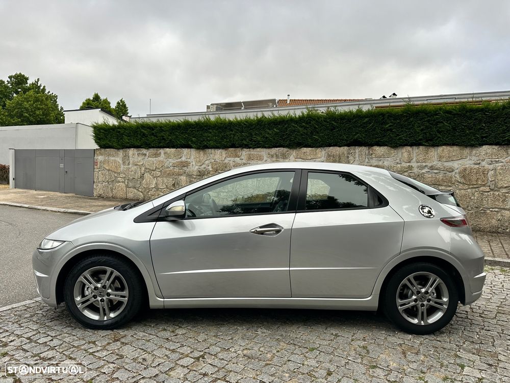 Honda Civic 1.4 i-VTEC Sport Edition - 4