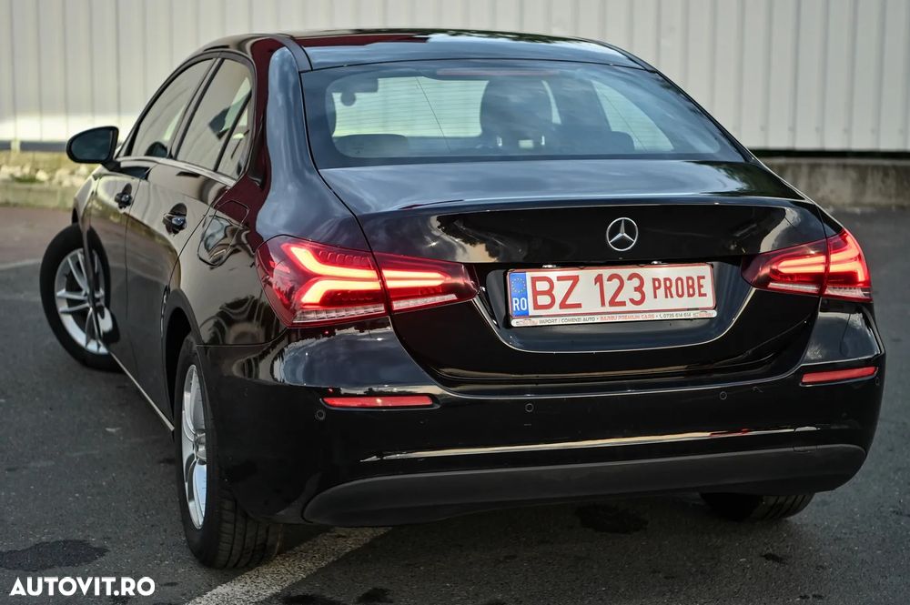 Mercedes-Benz A 180 d 7G-DCT - 4