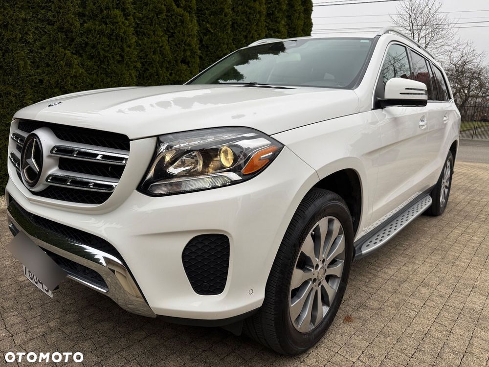 Mercedes-Benz GLS - 28