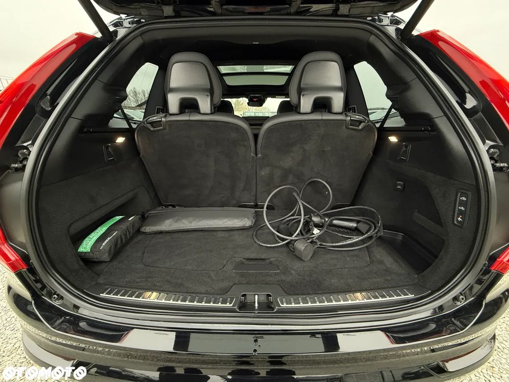 Volvo XC 90 T8 AWD Recharge Geartronic RDesign Edition - 35