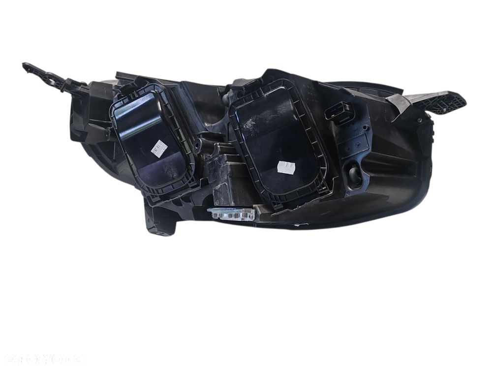 lampa przód reflektor CITROEN JUMPY III Spacetourer XENON - 2 lampa przód reflektor CITROEN JUMPY III Spacetourer XENON - 3 lampa przód reflektor CITROEN JUMPY III Spacetourer XENON - 4 lampa przód reflektor CITROEN JUMPY III Spacetourer XENON - 5 lampa przód reflektor CITROEN JUMPY III Spacetourer XENON - 6 lampa przód reflektor CITROEN JUMPY III Spacetourer XENON - 7 lampa przód reflektor CITROEN JUMPY III Spacetourer XENON - 8 lampa przód reflektor CITROEN JUMPY III Spacetourer XENON - 9 lampa przód reflektor CITROEN JUMPY III Spacetourer XENON - 1 lampa przód reflektor CITROEN JUMPY III Spacetourer XENON - 2 lampa przód reflektor CITROEN JUMPY III Spacetourer XENON - 3 lampa przód reflektor CITROEN JUMPY III Spacetourer XENON - 4 lampa przód reflektor CITROEN JUMPY III Spacetourer XENON - 5 lampa przód reflektor CITROEN JUMPY III Spacetourer XENON - 6 lampa przód reflektor CITROEN JUMPY III Spacetourer XENON - 7 lampa przód reflektor CITROEN JUMPY III Spacetourer XENON - 8 lampa przód reflektor CITROEN JUMPY III Spacetourer XENON - 9 Opis  Zgłoś lampa lewa xenon led reflektor XENON LED z modułem czarny środek  Citroen Jumpy III Peugeot Spacetourer  proszę porównać nr części z naklejki   zaczepy mocowania kompletne , ładna czysta w środku  1 dolne ucho było tylko podspawane , nie widoczne po montażu     24 czerwca 2025 9:58   ID: 6136412443  Szczegóły Podstawowe  Tytuł  lampa przód reflektor CITROEN JUMPY III Spacetourer XENON  Dostawa  Tak  Producent części  Citroen  Model pojazdu  Jumpy Combi  Marka pojazdu  Citroën  Numer referencyjny producenta  9808569080-00  Stan  Używany  Kup ten pojazd na raty Oblicz  Informacje o sprzedającym M.K.O Parts  Firma  Bardzo sprawnie odpowiada  Sprzedający na OTOMOTO od 2024  Prawa konsumentów na OTOMOTO  Kontakt bezpośredni   Napisz  Wyświetl numery Więcej opcji kontaktu  Zobacz więcej ofert (709) tego sprzedawcy  Godziny otwarcia  poniedziałek  09:00 - 17:00  wtorek  09:00 - 17:00  środa  09:00 - 17:00  czwartek  09:00 - 17:00  piątek  09:00 - 17:00  sobota  09:00 - 12:00  niedziela  Zamknięte  Znajdź na mapie  Strachowice 3B - 59-241 Leg Legnickie Pole, legnicki, Dolnośląskie (Polska)  lampa przód reflektor CITROEN JUMPY III Spacetourer XENON - 4