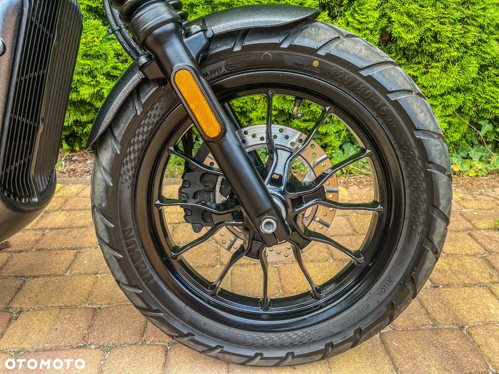 Hyosung GV - 8