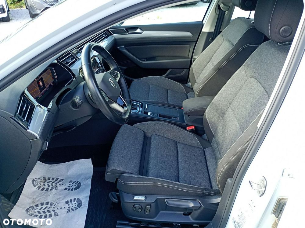 Volkswagen Passat Variant 2.0 TDI EVO Business DSG - 21