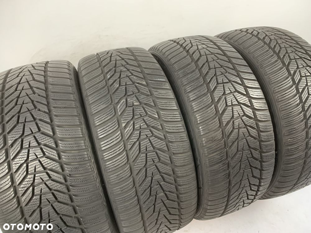 4x 235/45/18 Hankook Winter I*Cept evo2 / 2022r 7,5mm / GWARANCJA - 2