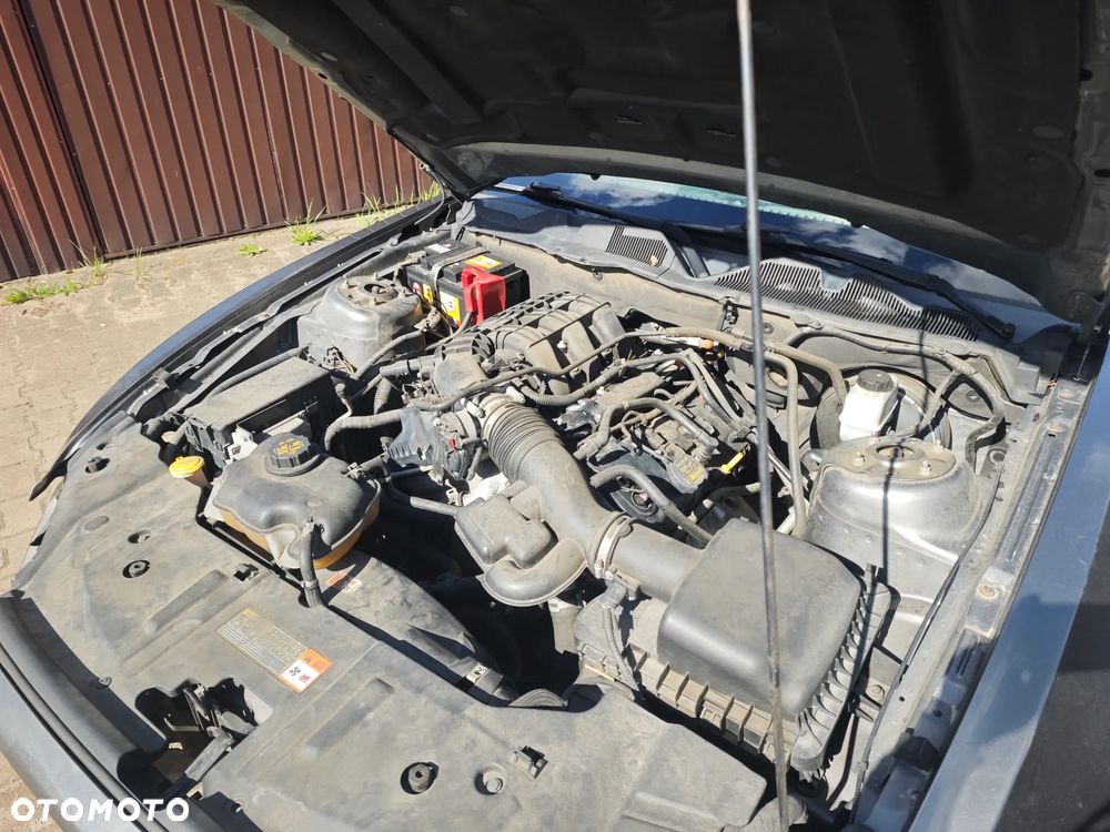 Ford Mustang 3.7 V6 Premium - 12