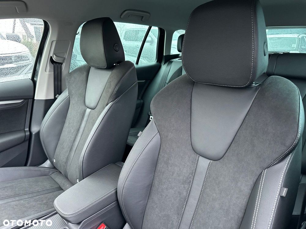 Skoda Octavia 1.5 TSI mHEV Drive Selection DSG - 22