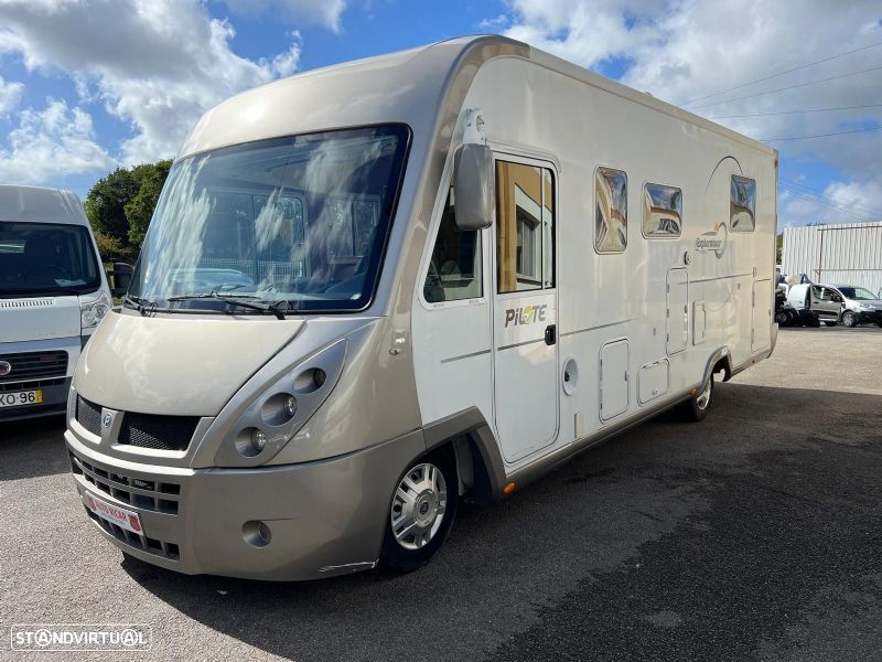 Pilote Explorateur G730 FC - 1