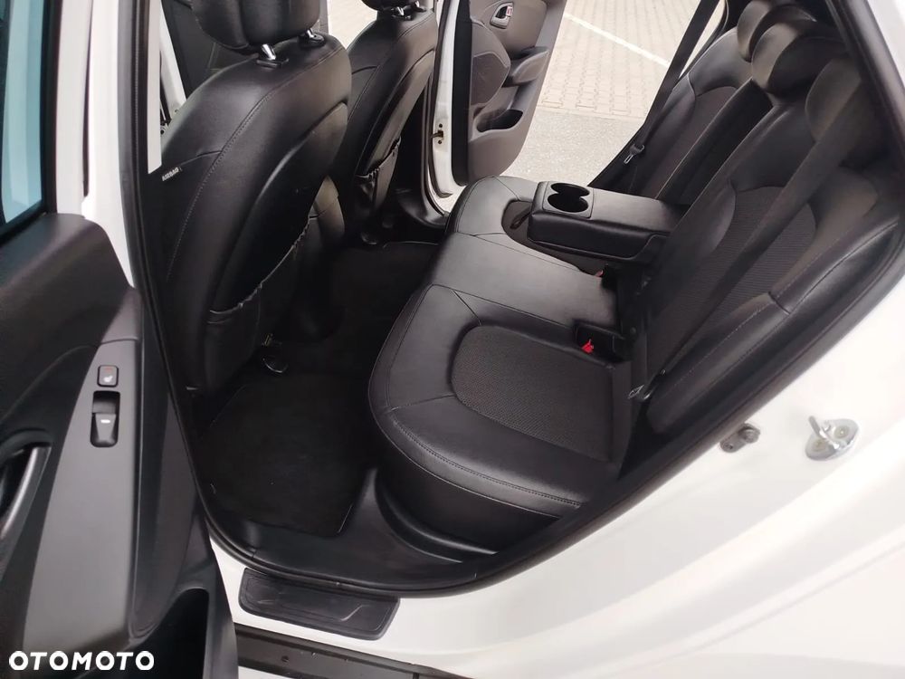 Hyundai ix35 2.0 CRDi 4WD Premium - 25