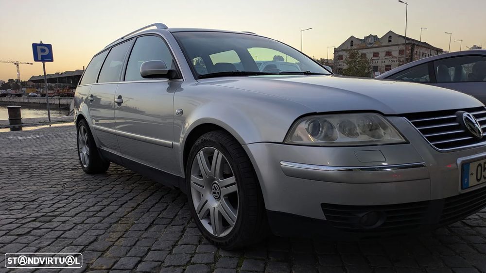 VW Passat Variant 1.9 TDi Highline Tip - 10