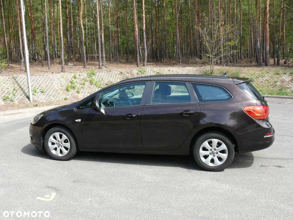 Opel Astra 1.4 T Enjoy - 8
