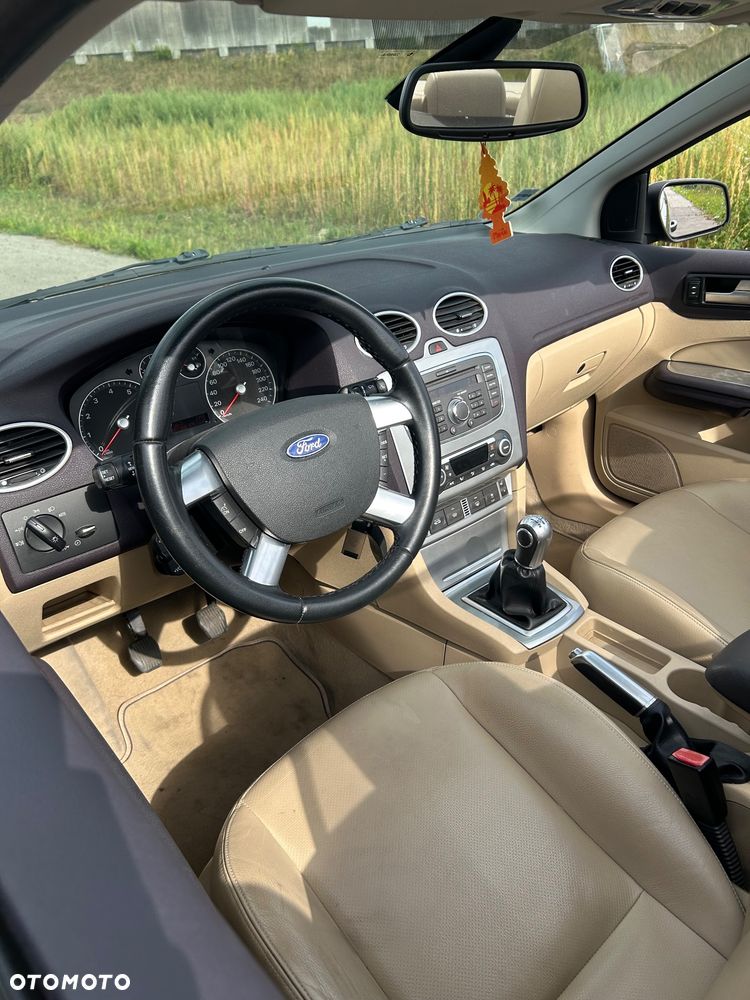 Ford Focus - 24