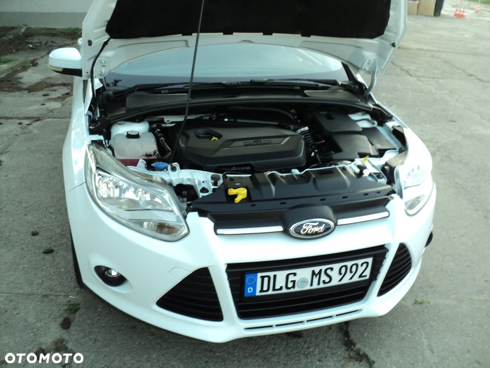 Ford Focus 1.6 EcoBoost Titanium - 10