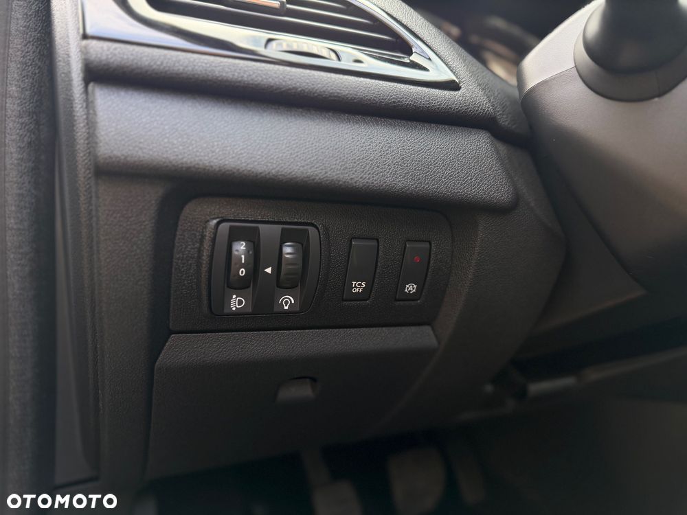 Renault Megane ENERGY TCe 130 BOSE EDITION - 16