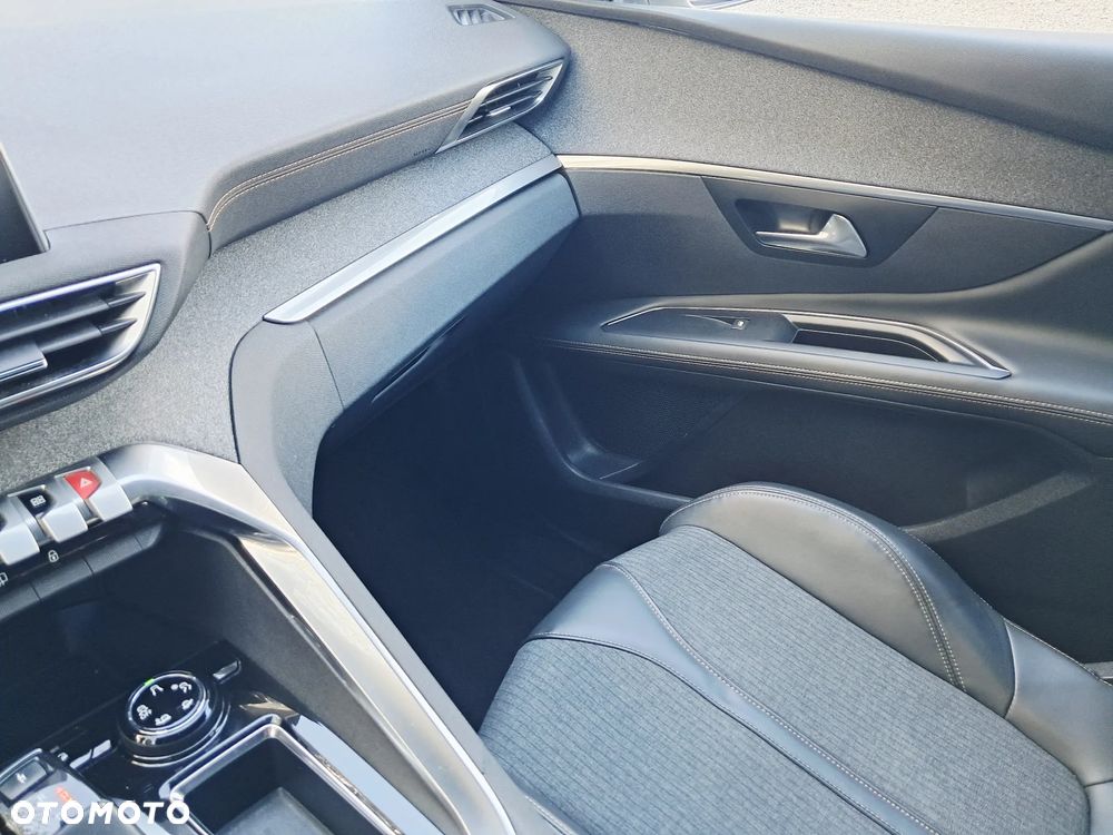 Peugeot 3008 1.6 BlueHDi Allure S&S EAT6 - 35