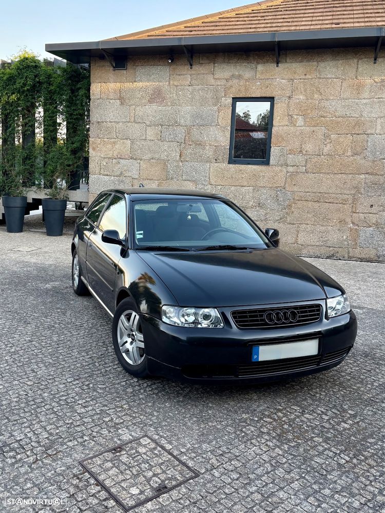 Audi A3 Sportback - 1