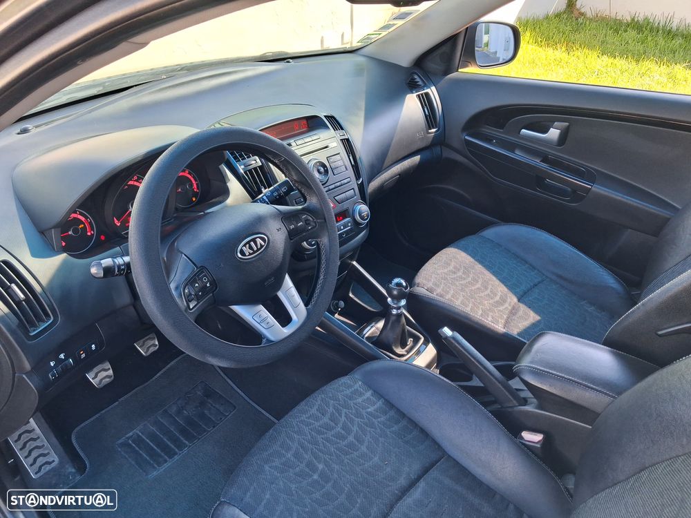 Kia Ceed SW 1.6 CRDi TX ISG - 12