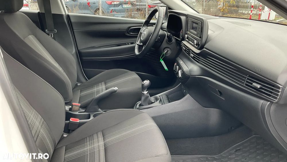 Hyundai i20 1.2 L 84CP 5DR Clasic - 22