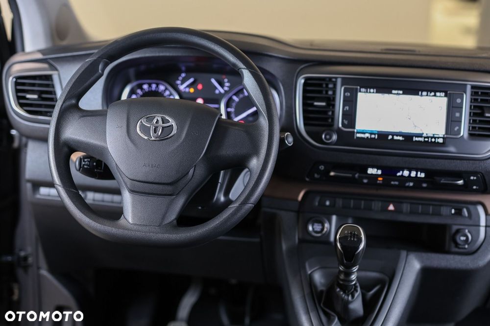 Toyota Proace Verso - 18