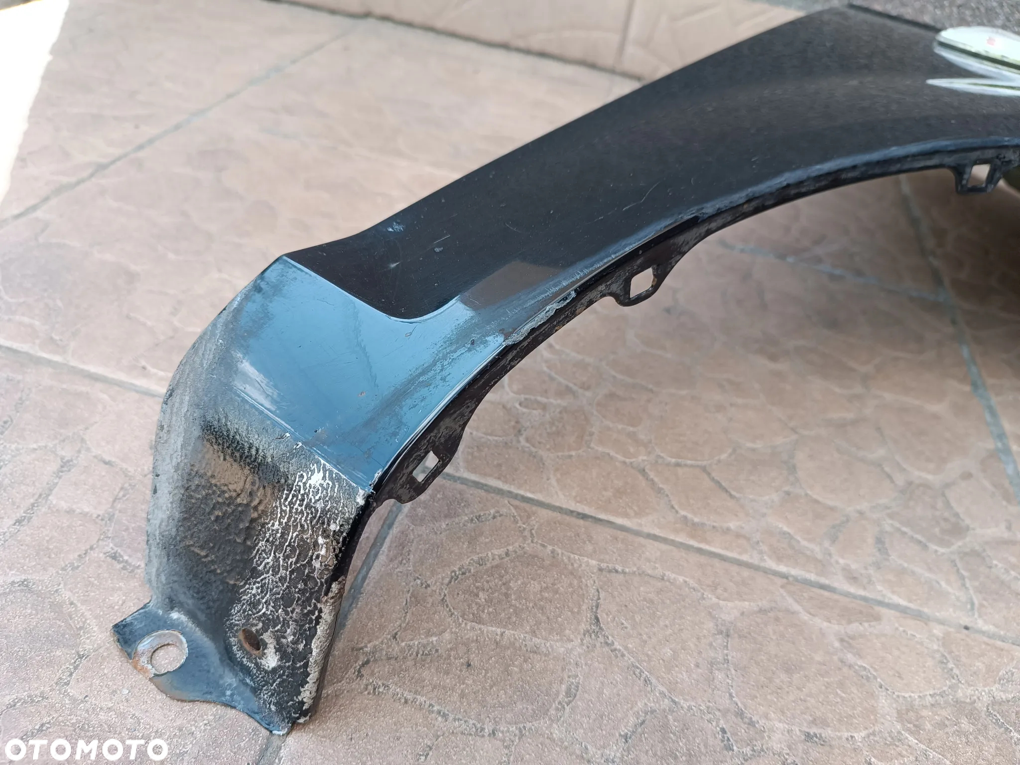 Hyundai Getz FL LIFT (2006-2010) błotnik PRAWY przód przedni Czarny kod lakieru EB - 5