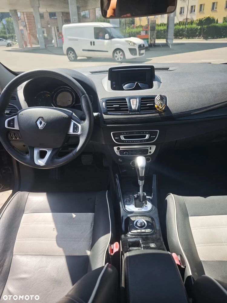 Renault Megane 1.5 dCi Limited EDC - 11