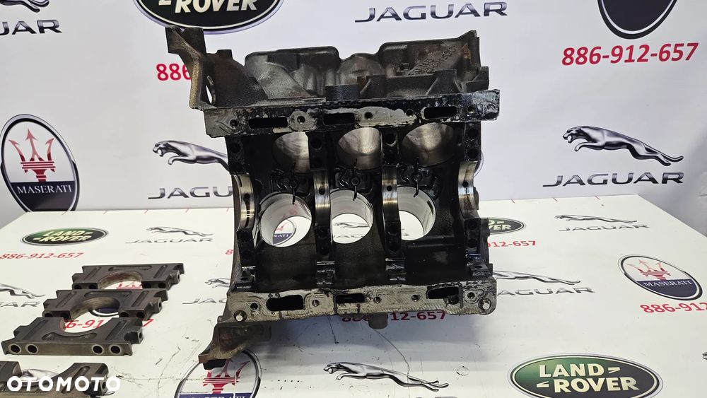 Jaguar XJ 351 3.0D 306DT V6 DIESEL Blok silnika 9X2Q6015CC - 16