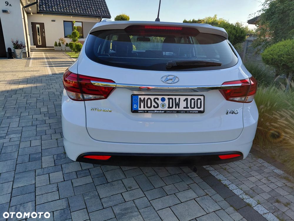 Hyundai i40 Kombi 1.6 Trend - 18