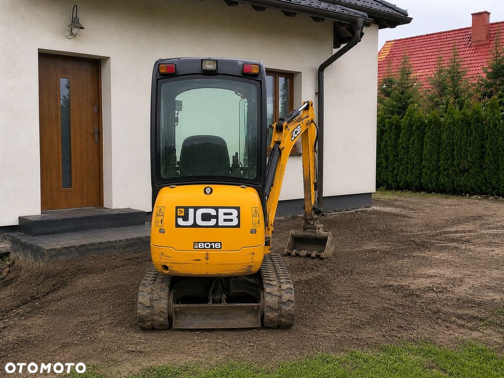 JCB 8016 - 1