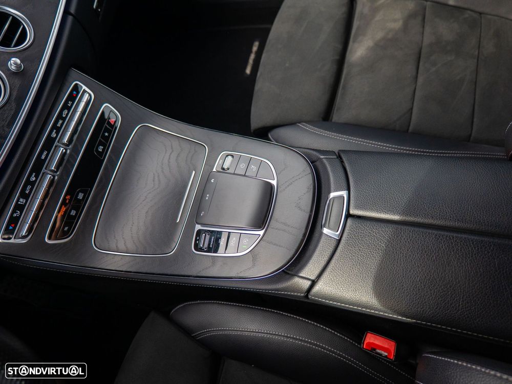 Mercedes-Benz E 220 d AMG Line - 24