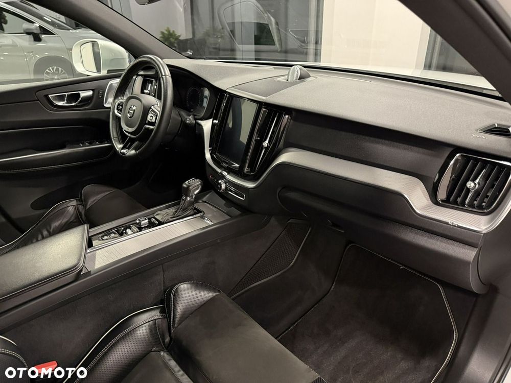 Volvo XC 60 - 29