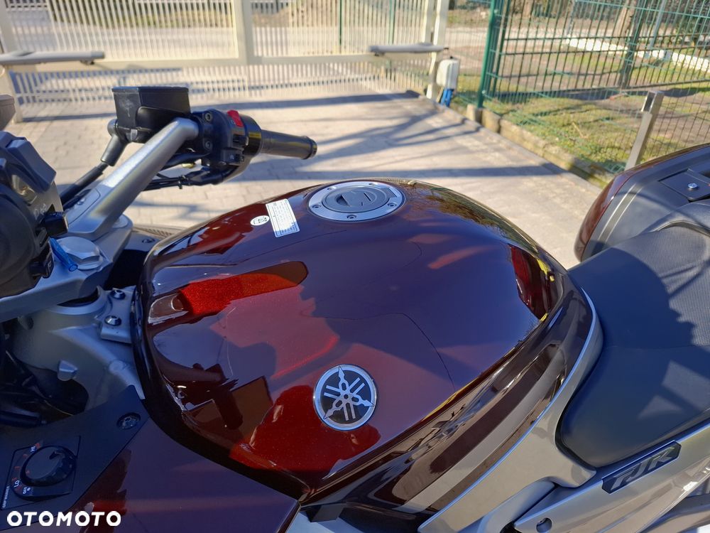 Yamaha FJR - 33