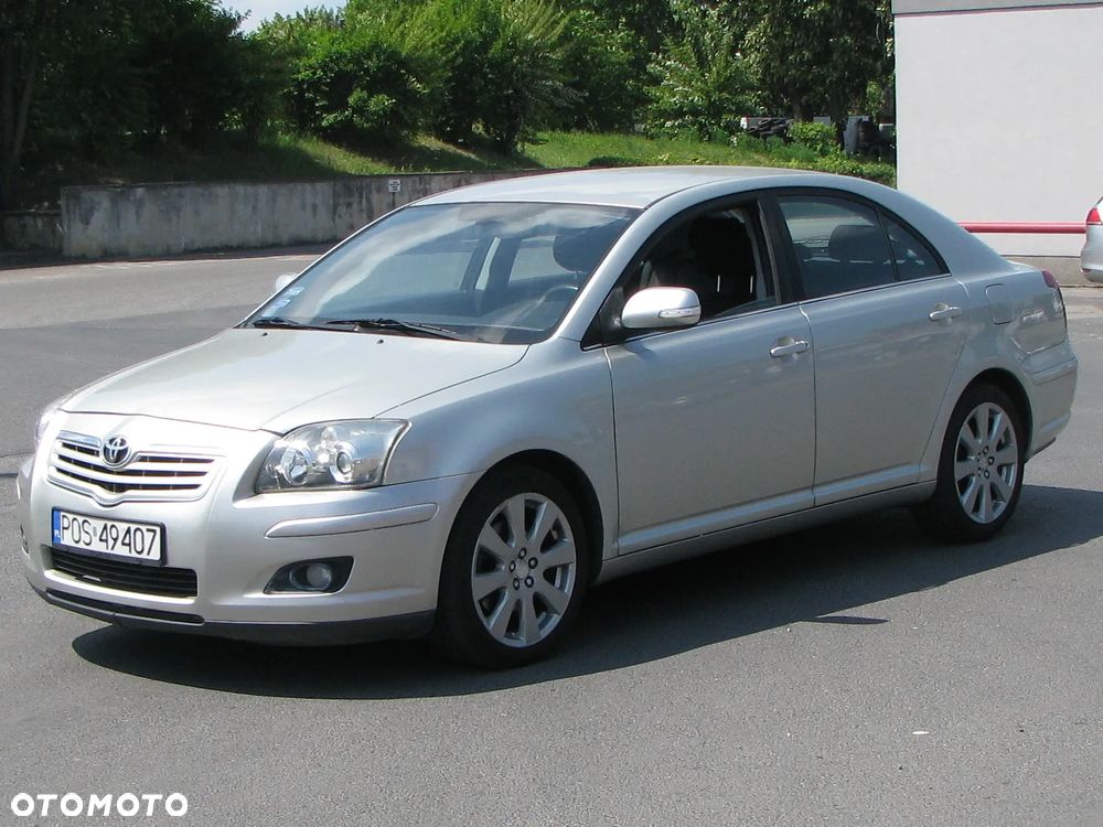 Toyota Avensis 2.0 D-4D Sol - 1