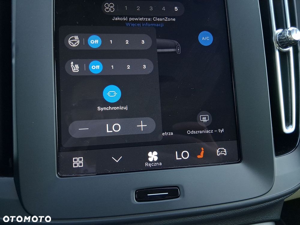 Volvo XC 40 - 22