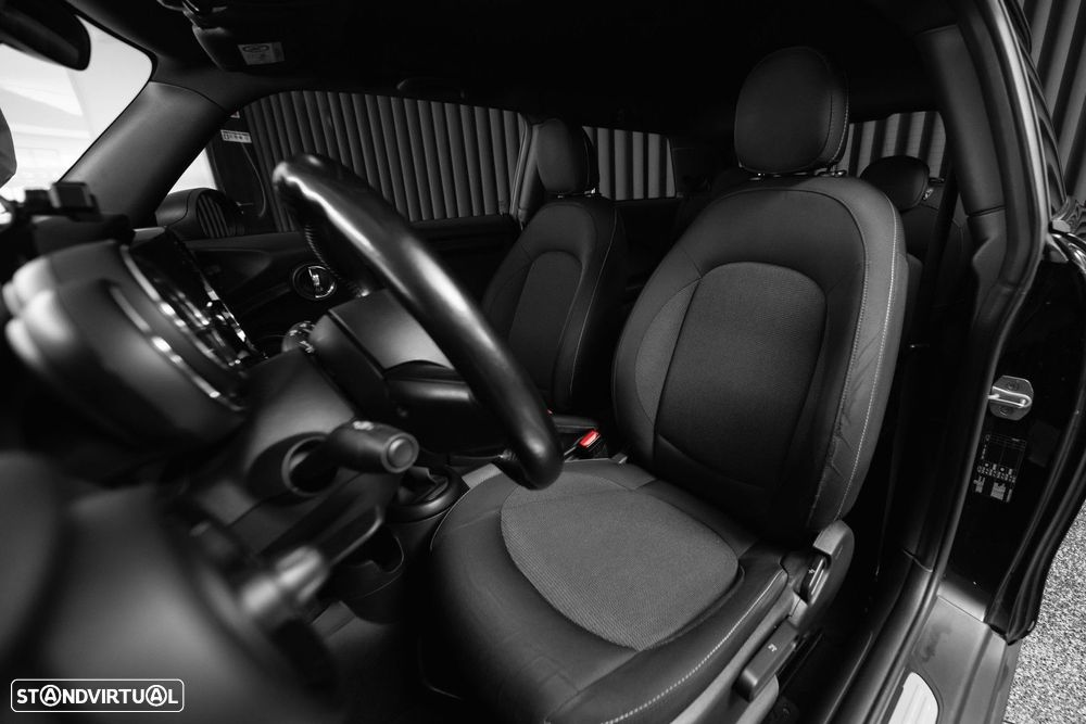 MINI 3 Portas One D - 26