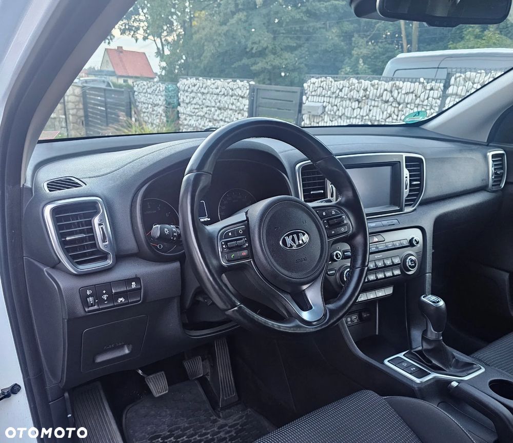 Kia Sportage 1.6 GDI Black Edition 2WD - 10