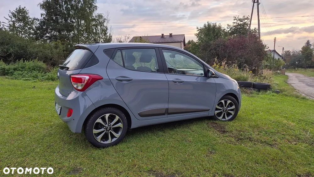 Hyundai i10 1.2 Fifa World Cup Edition - 16