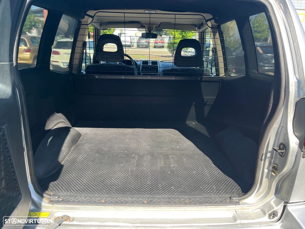 Nissan Terrano II Van 3.0 198 000 kms - 12